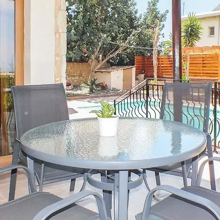 Stella Villa